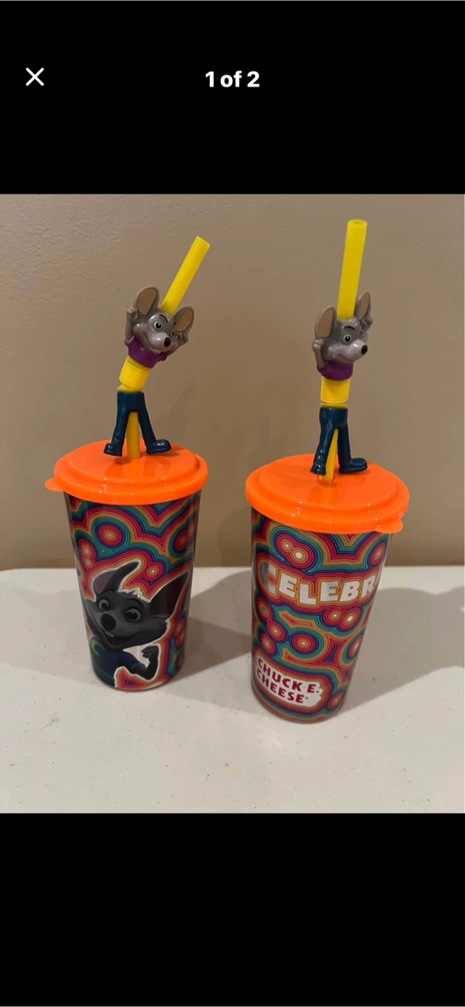 Chuck E. Cheese Collectible Cups with Straws (Set of 2)