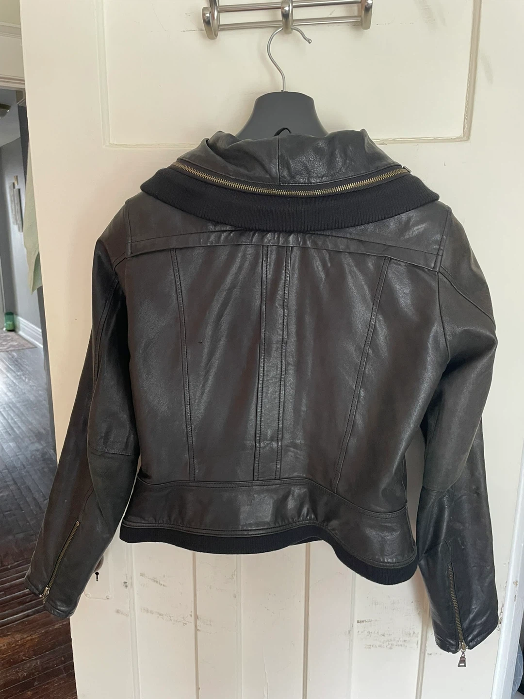 Danier Black Leather Jacket - photo 2