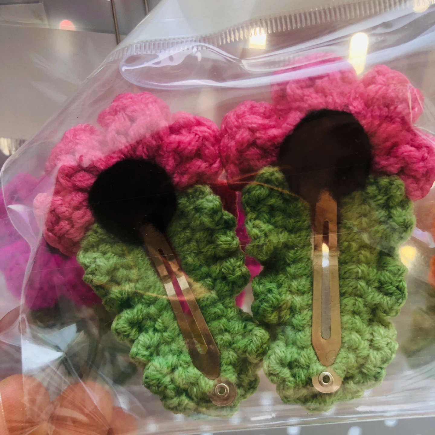 Crocheted Flower Hair Clips - Pink - photo 2