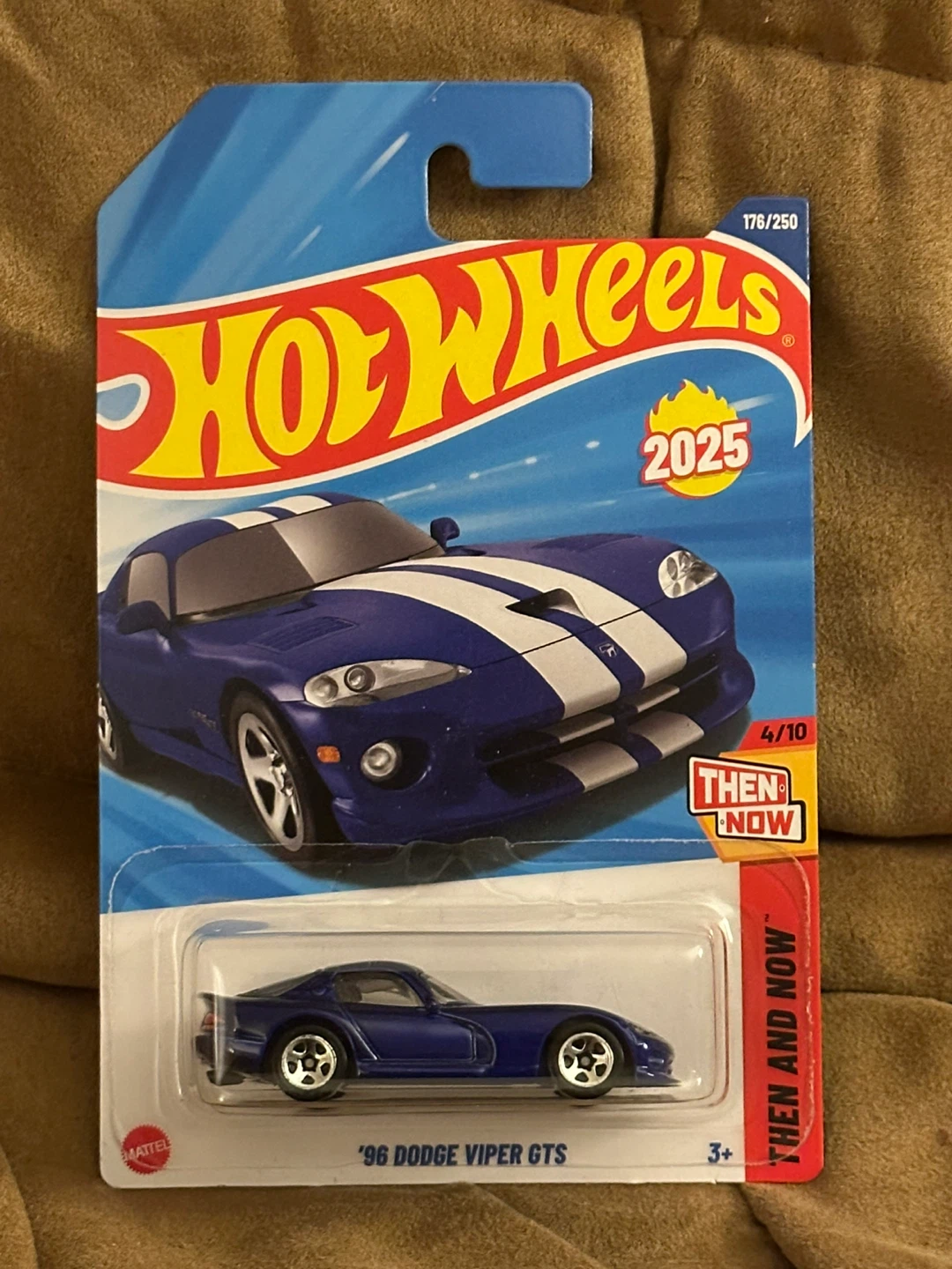 Hot Wheels '96 Dodge Viper GTS lot - photo 3