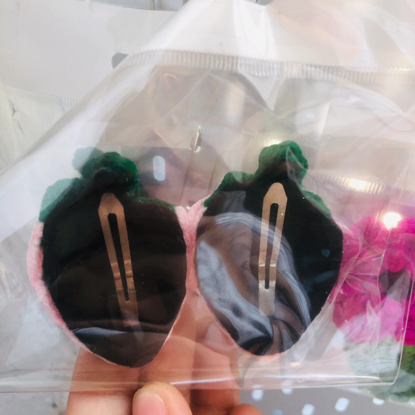 Crocheted Strawberry Hair Clips - photo 2