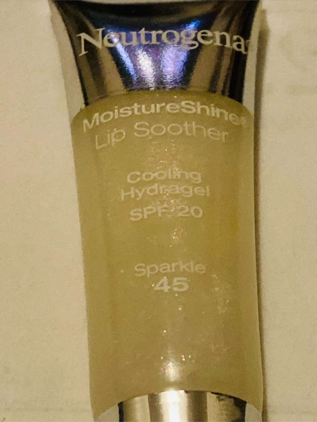 Neutrogena MoistureShine Lip Soother Sparkle 45 SPF 20 - photo 2