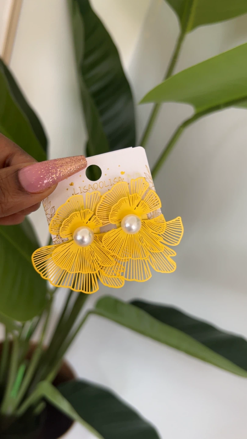 Flower Earrings - photo 3