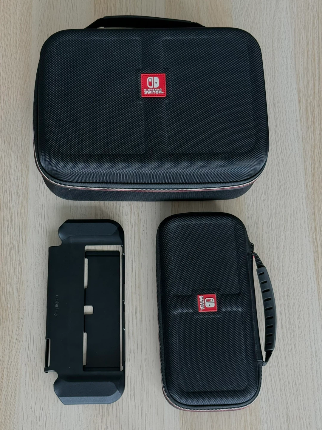 Nintendo Switch OLED *BUNDLE* - Pristine condition - photo 3