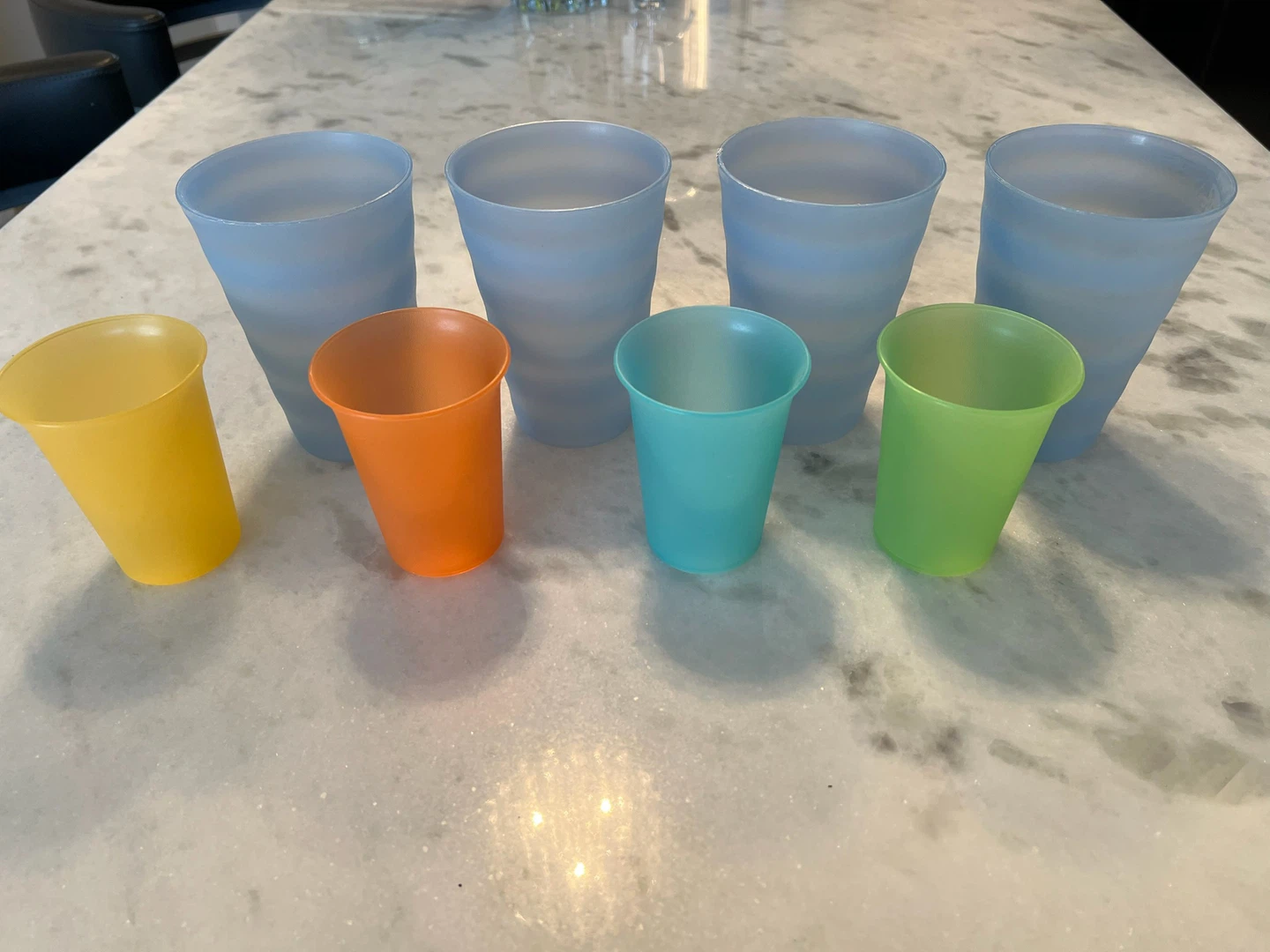 Set of 8 Tupperware Cups - Assorted Colours - photo 2