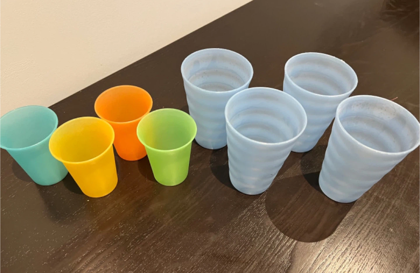 Set of 8 Tupperware Cups - Assorted Colours - photo 5