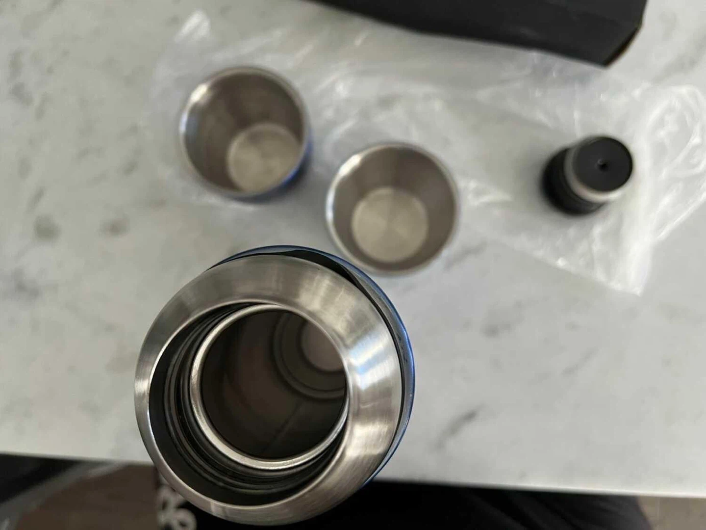 BNIB Stainless Steel Thermos with 2 Cups - photo 5