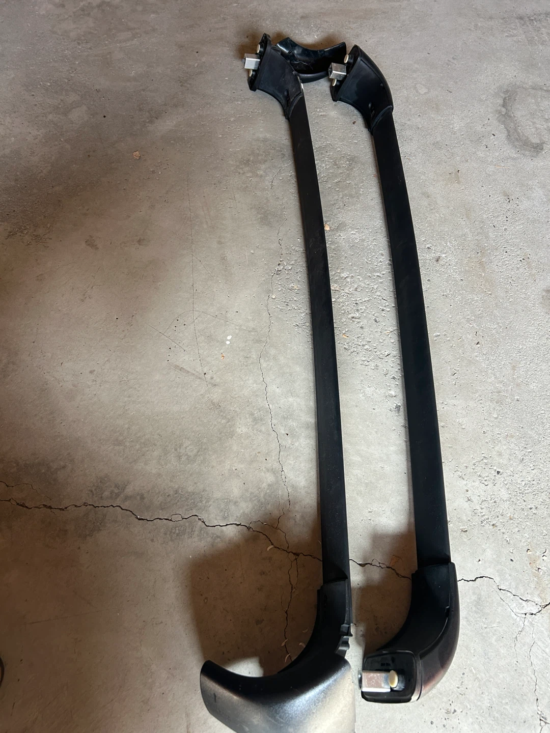 2017 Toyota Highlander Crossbar - photo 2