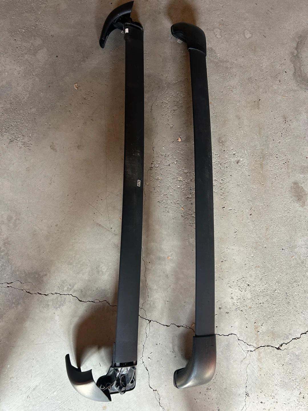 2017 Toyota Highlander Crossbar