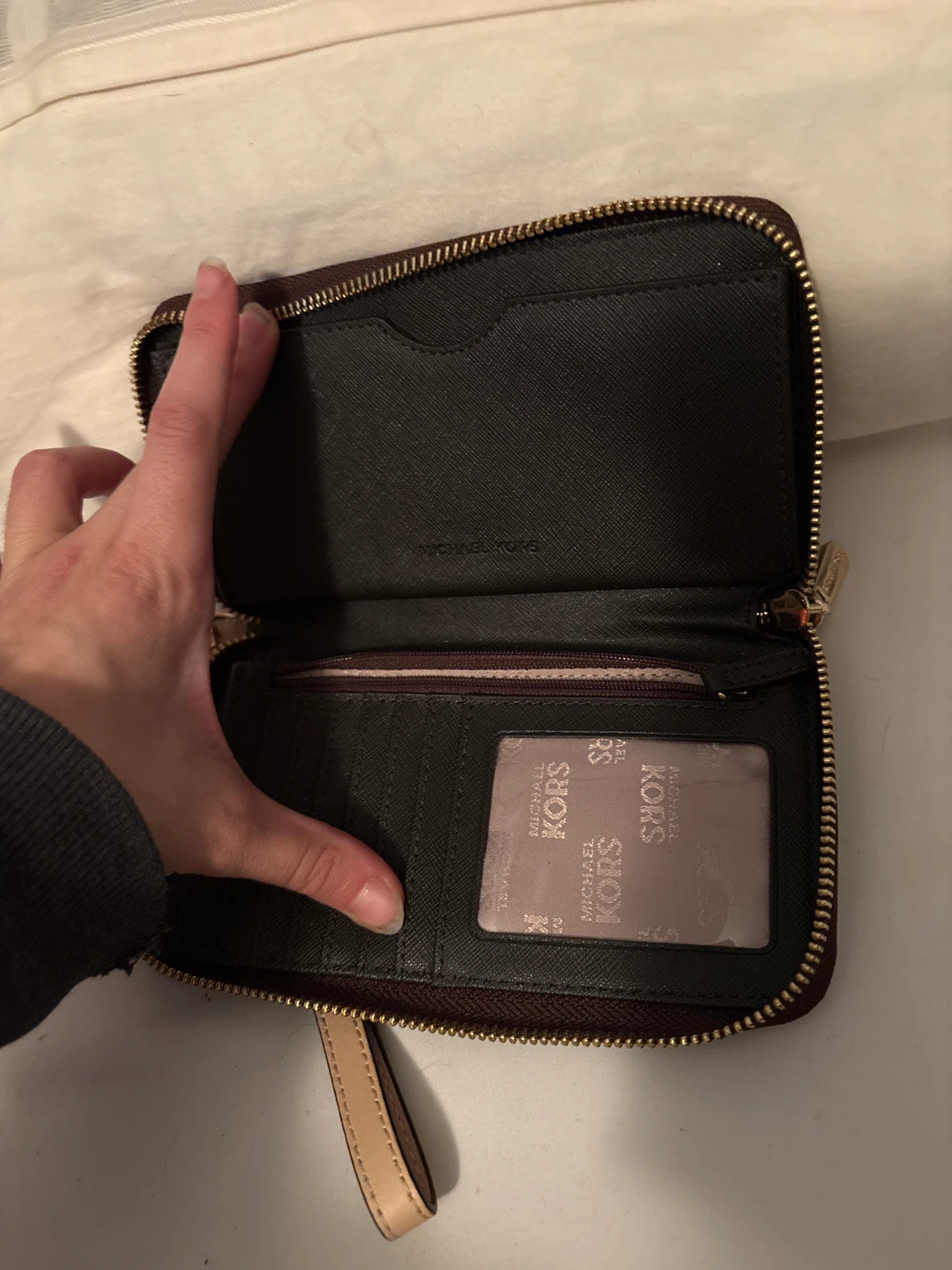 Michael Kors Zip Around Wallet - photo 2