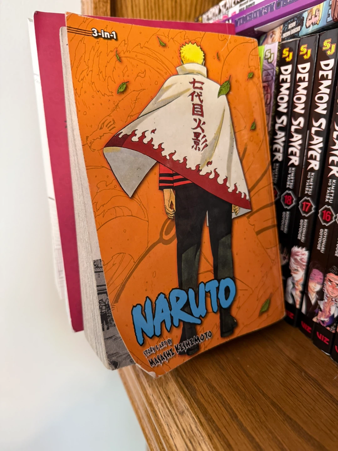 A lot of manga - photo 5