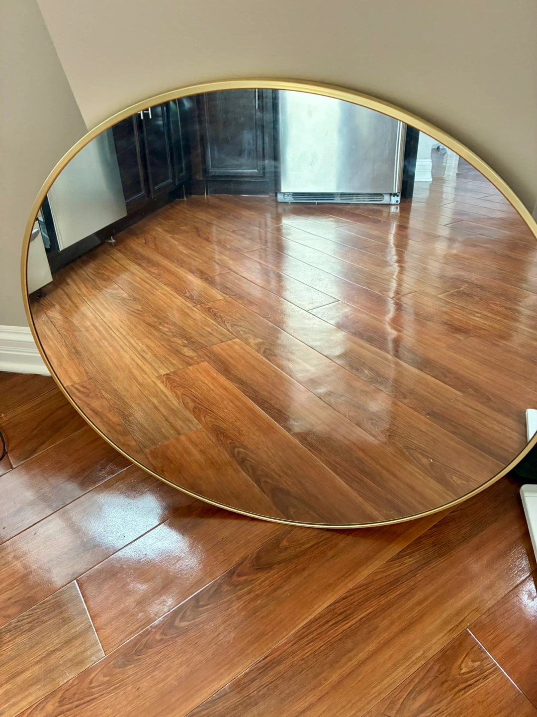 Round Gold Metal Frame Wall Mirror