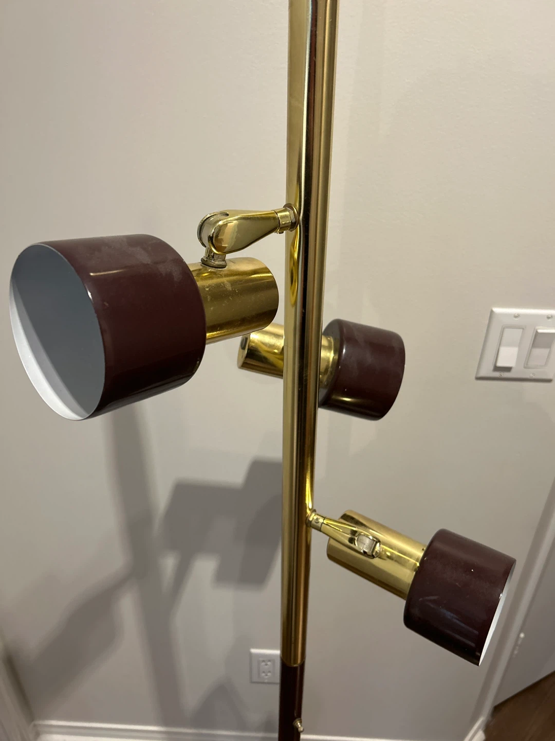 Floor Lamp with 3 Adjustable Spotlights - photo 2