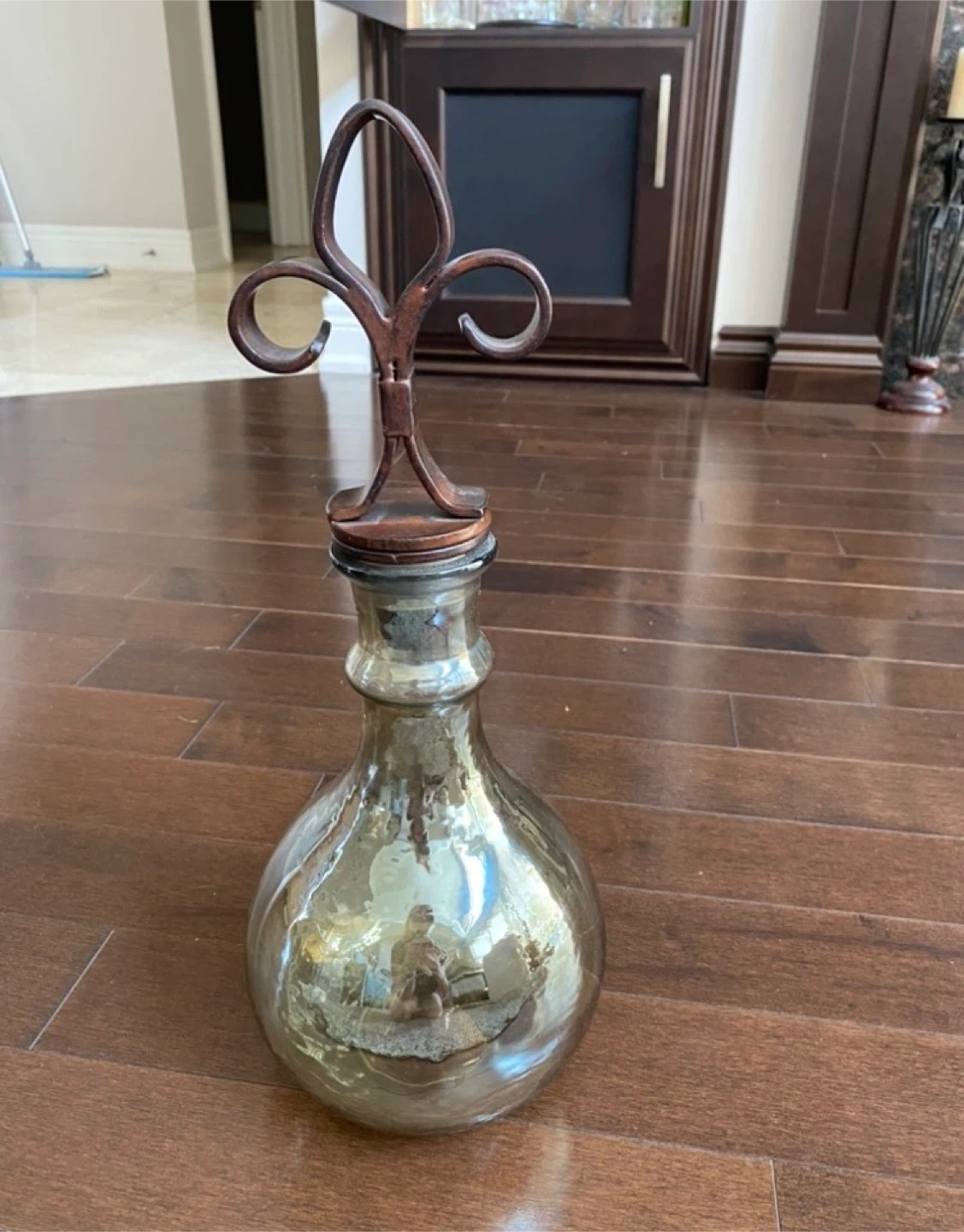 Decorative Glass Decanter with Fleur-de-lis Topper