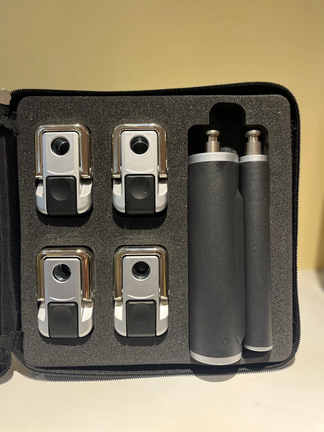 Mercedes-Benz Cargo Securing Set - photo 2