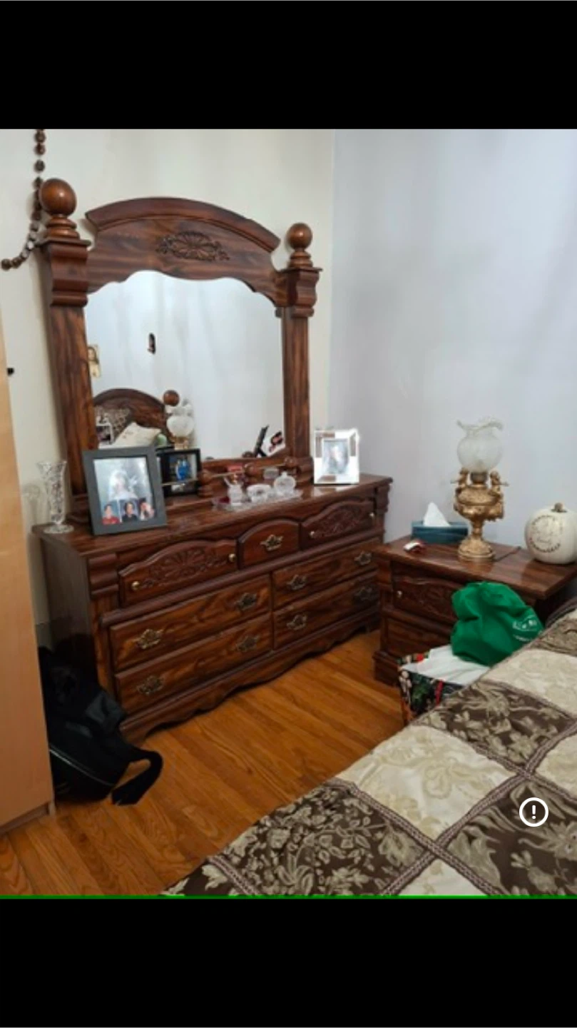 Wooden Bedroom Set - photo 2