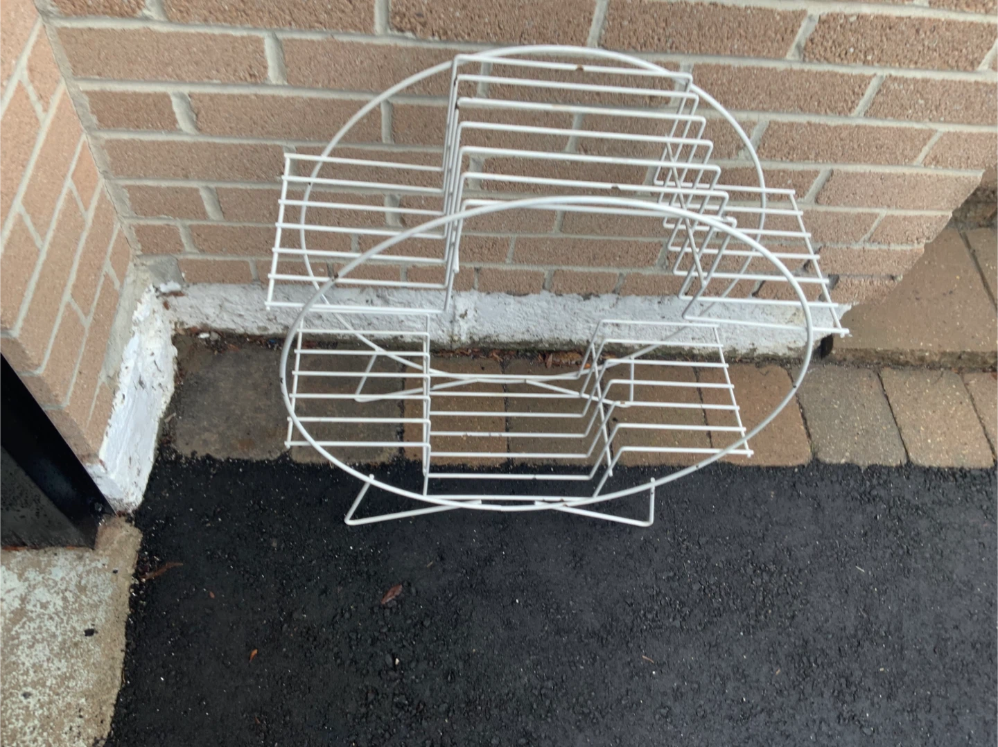 White Metal Tiered Plant Stand - photo 2