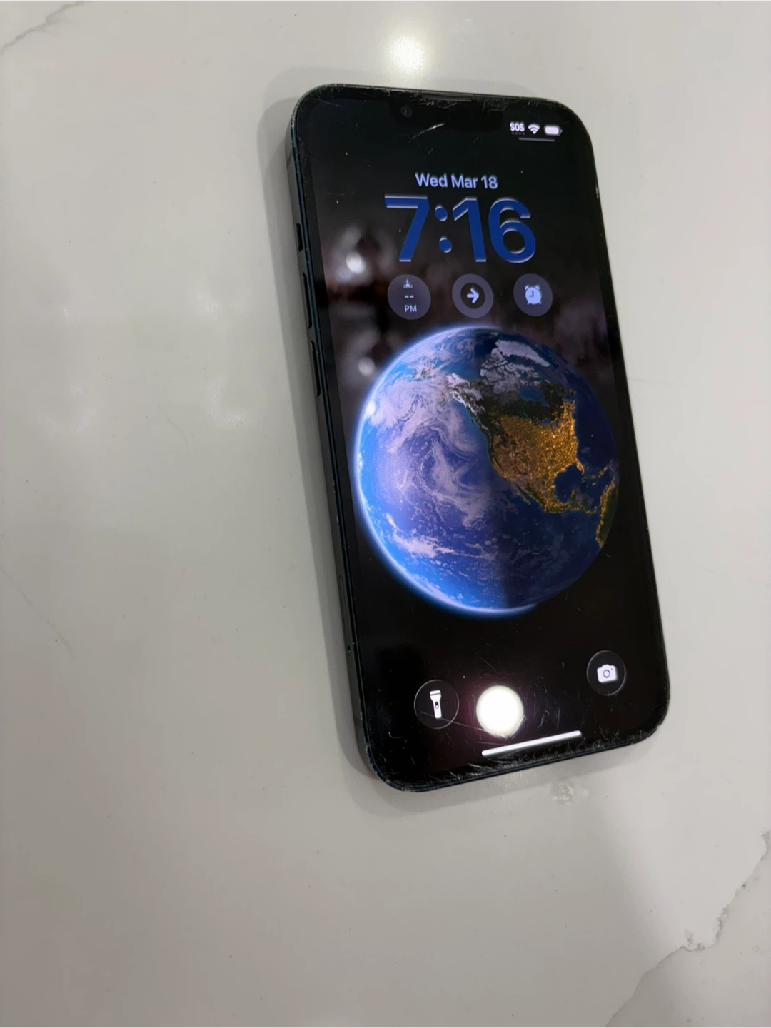iPhone 13 - 128gb - 74% Battery - photo 4