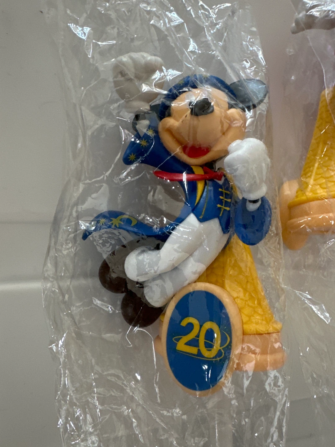 Disney Mickey & Minnie Mouse 20th Anniversary Figurines (2-Pack) - photo 4