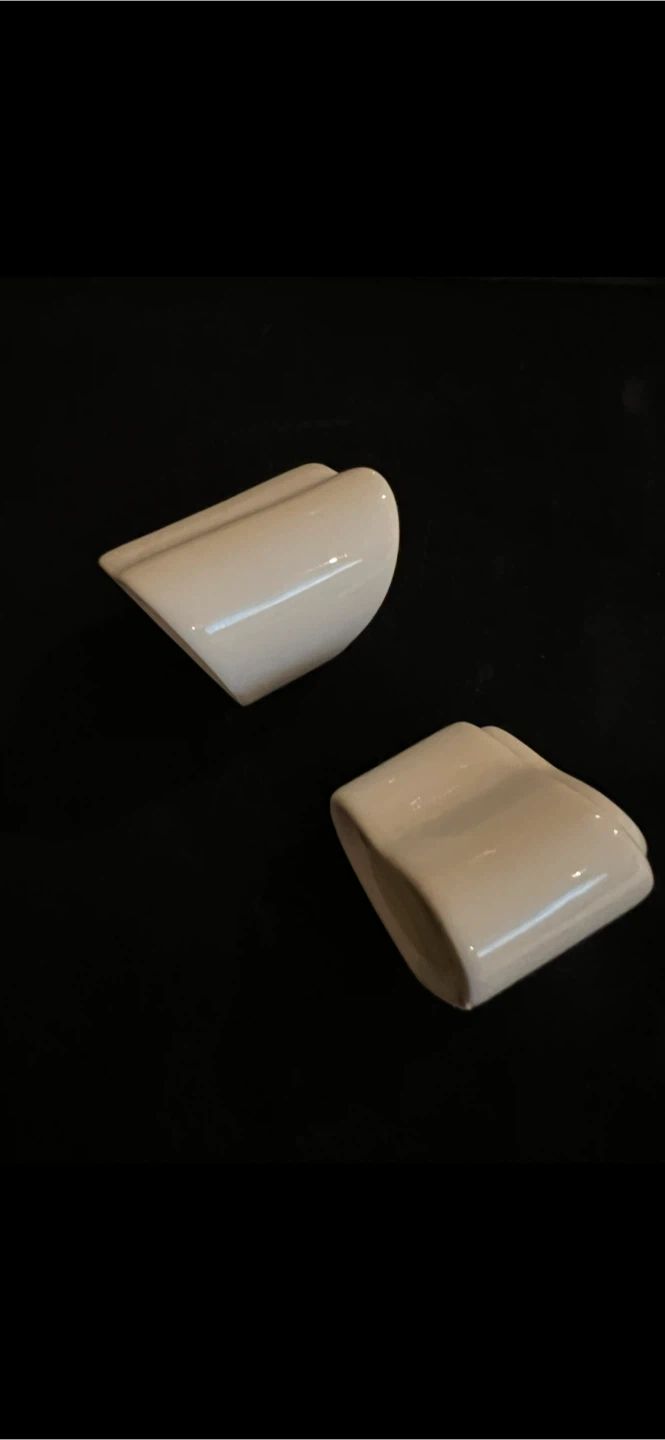 White Ceramic Heart Salt and Pepper Shakers - photo 5