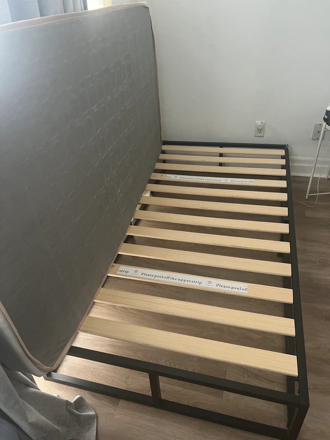 Zinus Twin Bed Frame - photo 2
