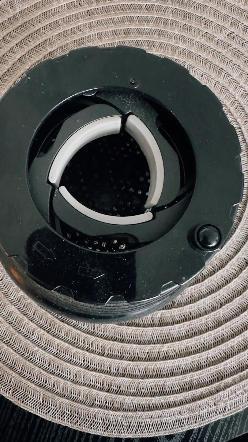 Universal Hair Dryer Diffuser Attachment - photo 2