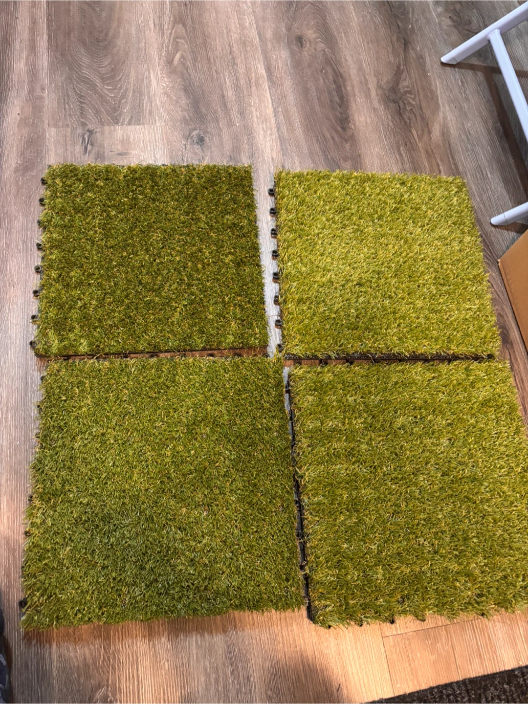 🔥 MUST GO – Artificial Grass Tiles 🔥 - Set of 4 - photo 2