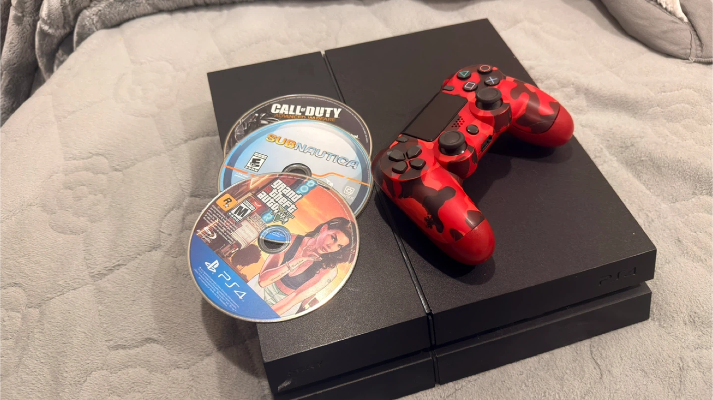 Sony PlayStation 4 Console Bundle with Controller and Games