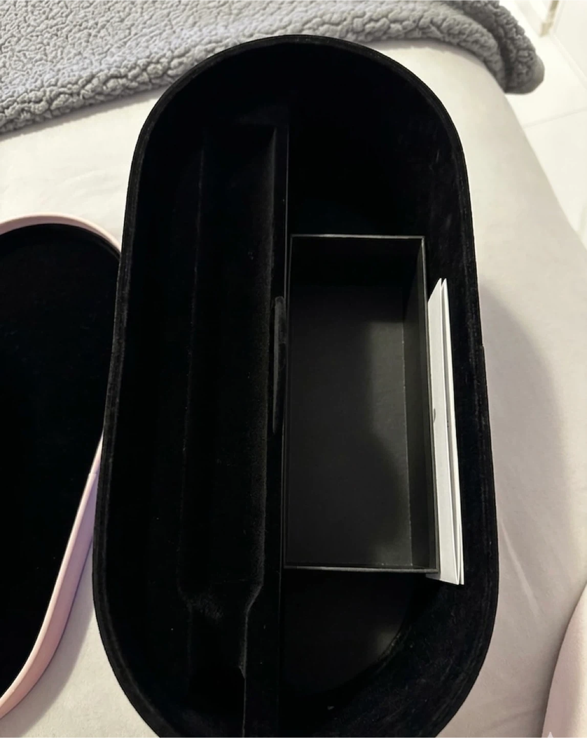 Dyson Storage Case limited edition - photo 3