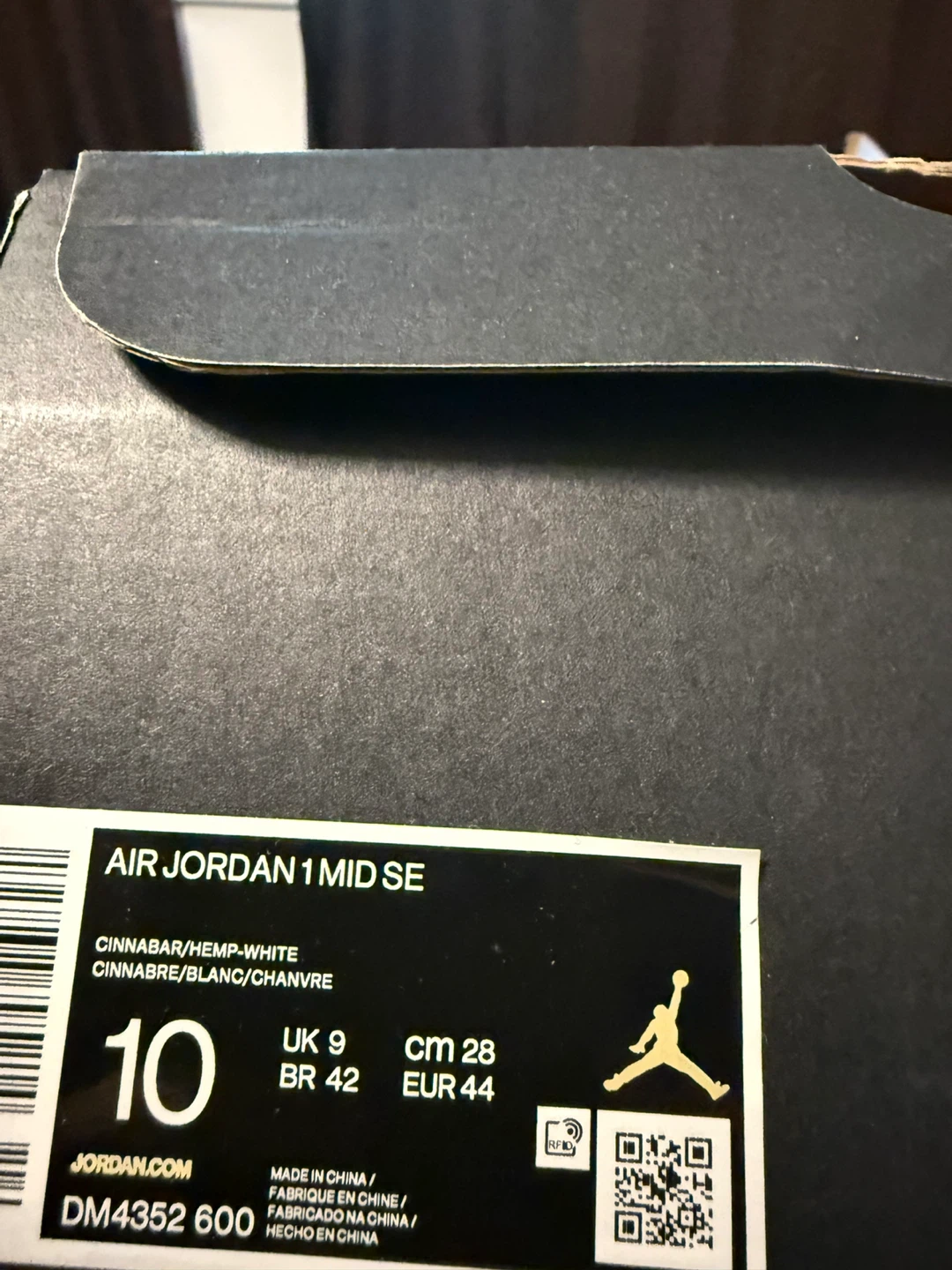 Air Jordan 1 Mid SE Sneakers - photo 2