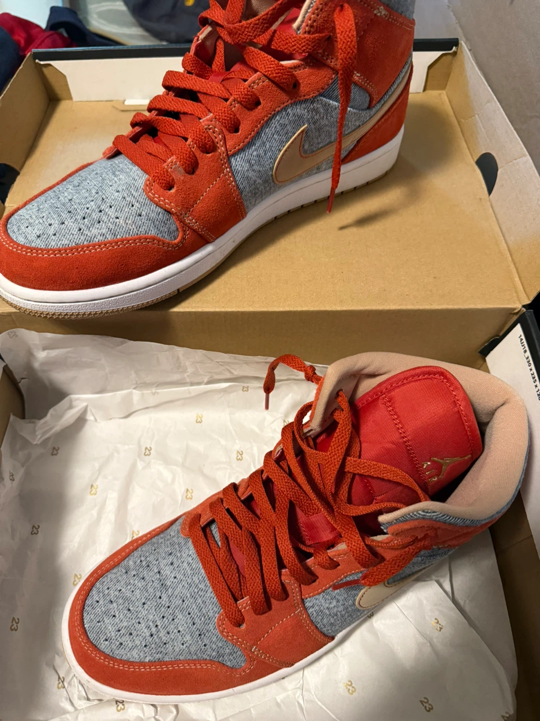 Air Jordan 1 Mid SE Sneakers - photo 3