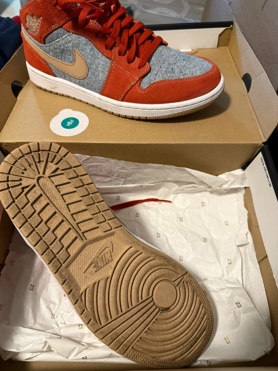 Air Jordan 1 Mid SE Sneakers