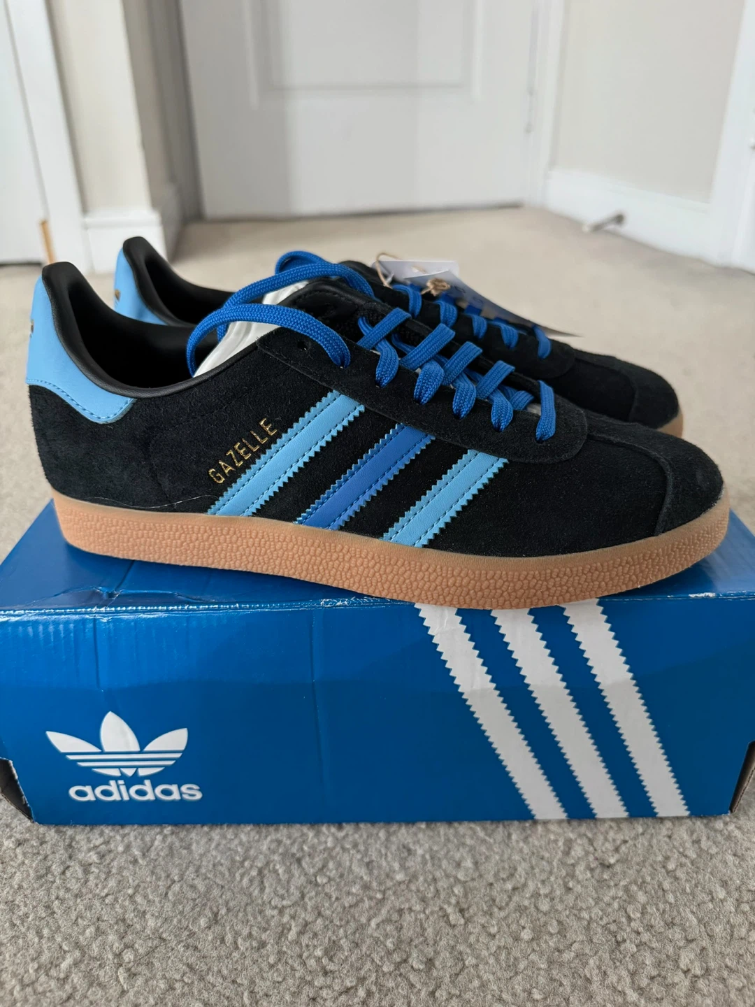 Adidas Gazelle - Blacklight Blue (Women’s Size 6.5) - photo 2