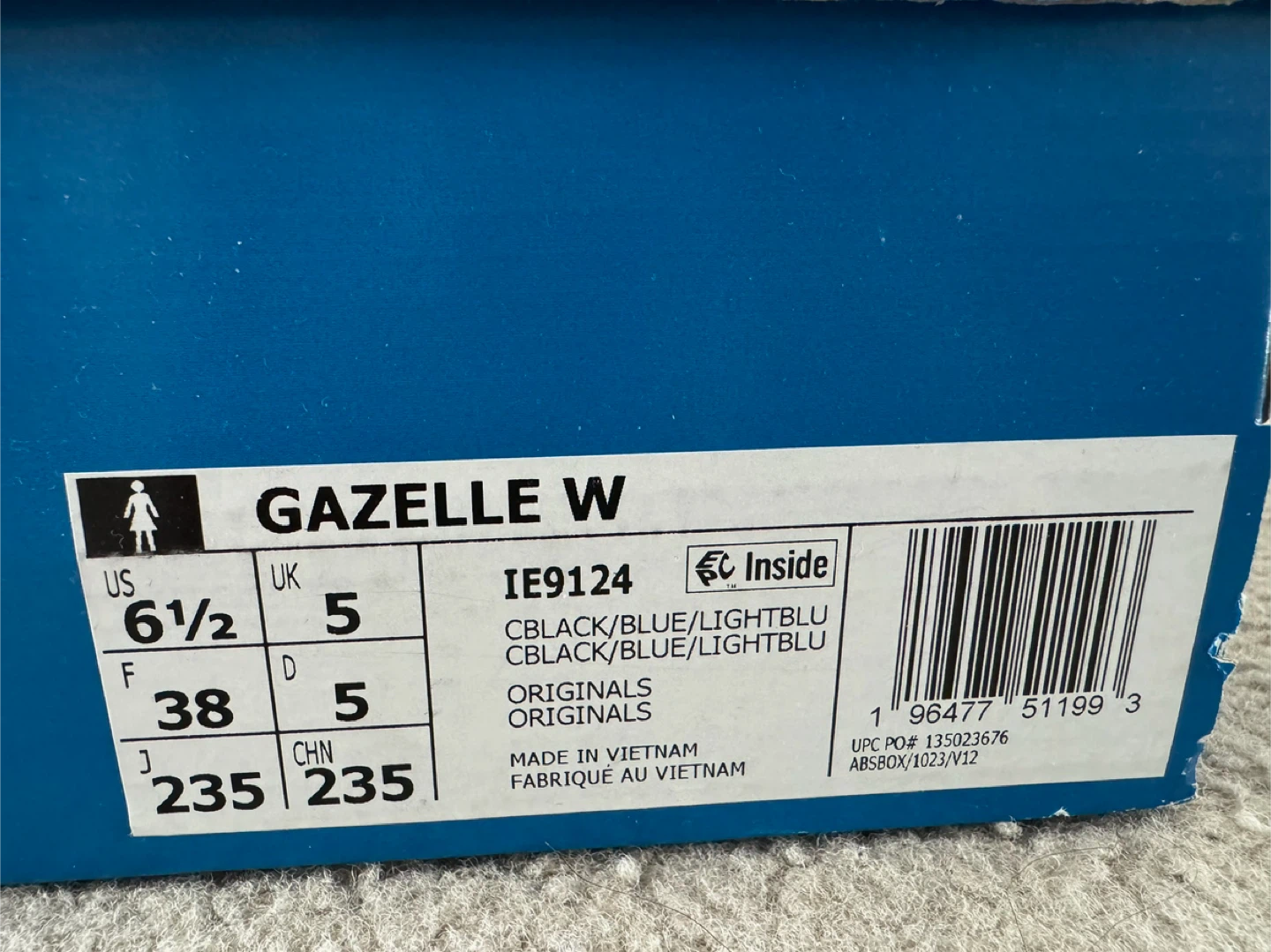 Adidas Gazelle - Blacklight Blue (Women’s Size 6.5) - photo 4