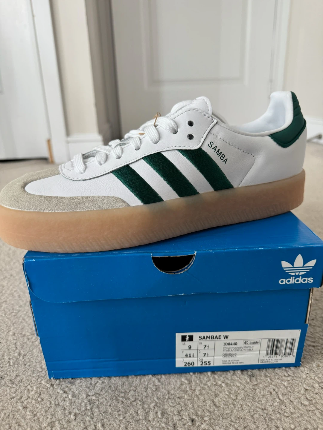 Adidas Sambae - White Collegiate Green (Women’s Size 9) - photo 5