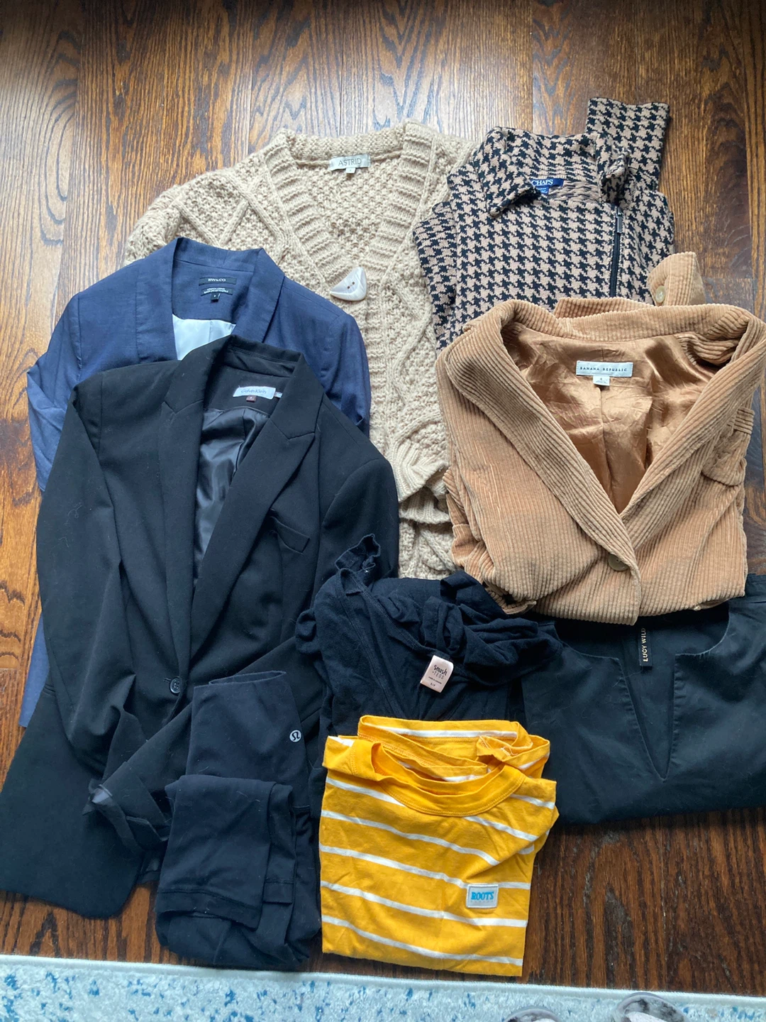 9-piece clothing bundle