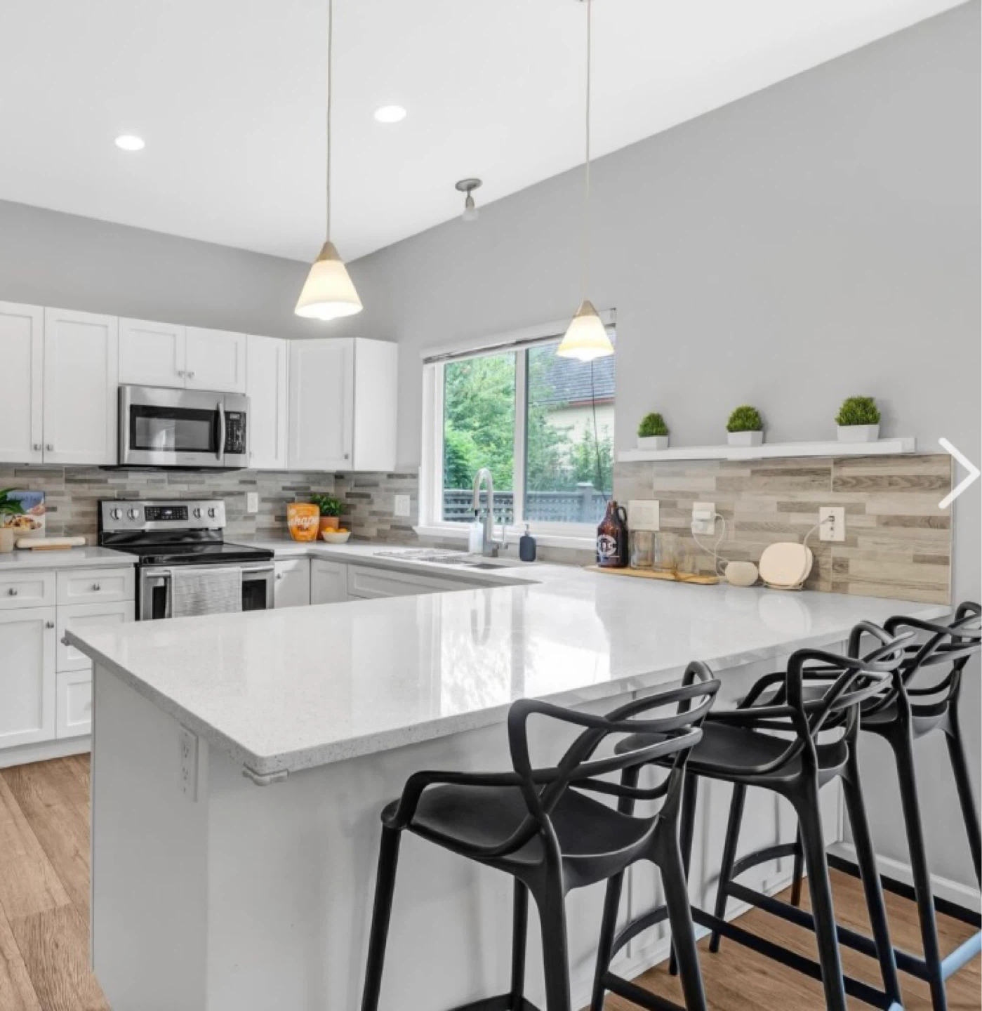 Kitchen Island pendants