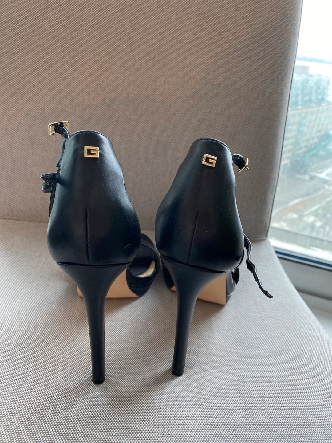 Guess Black Heeled Sandals - Size 9 - photo 3