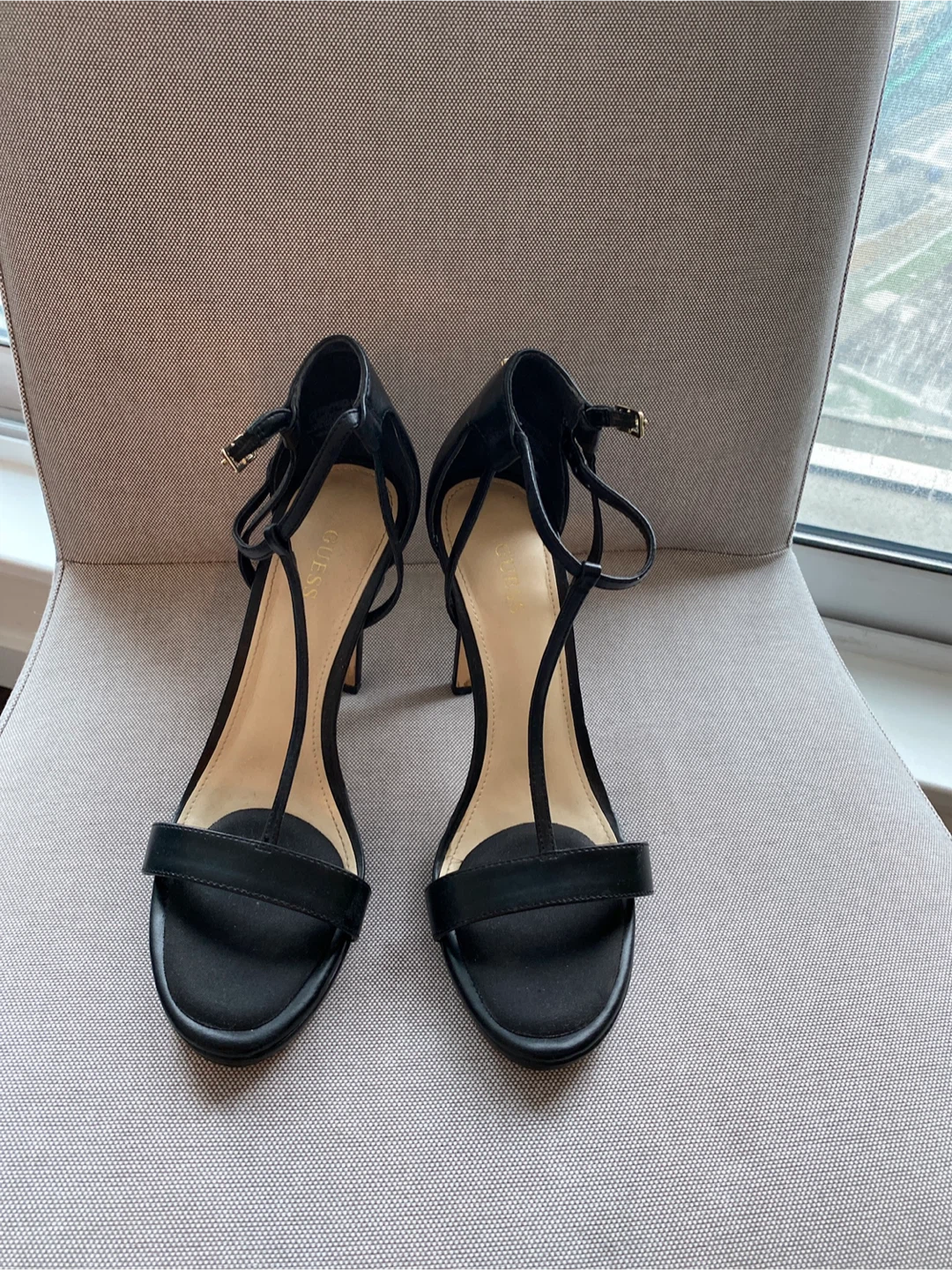 Guess Black Heeled Sandals - Size 9
