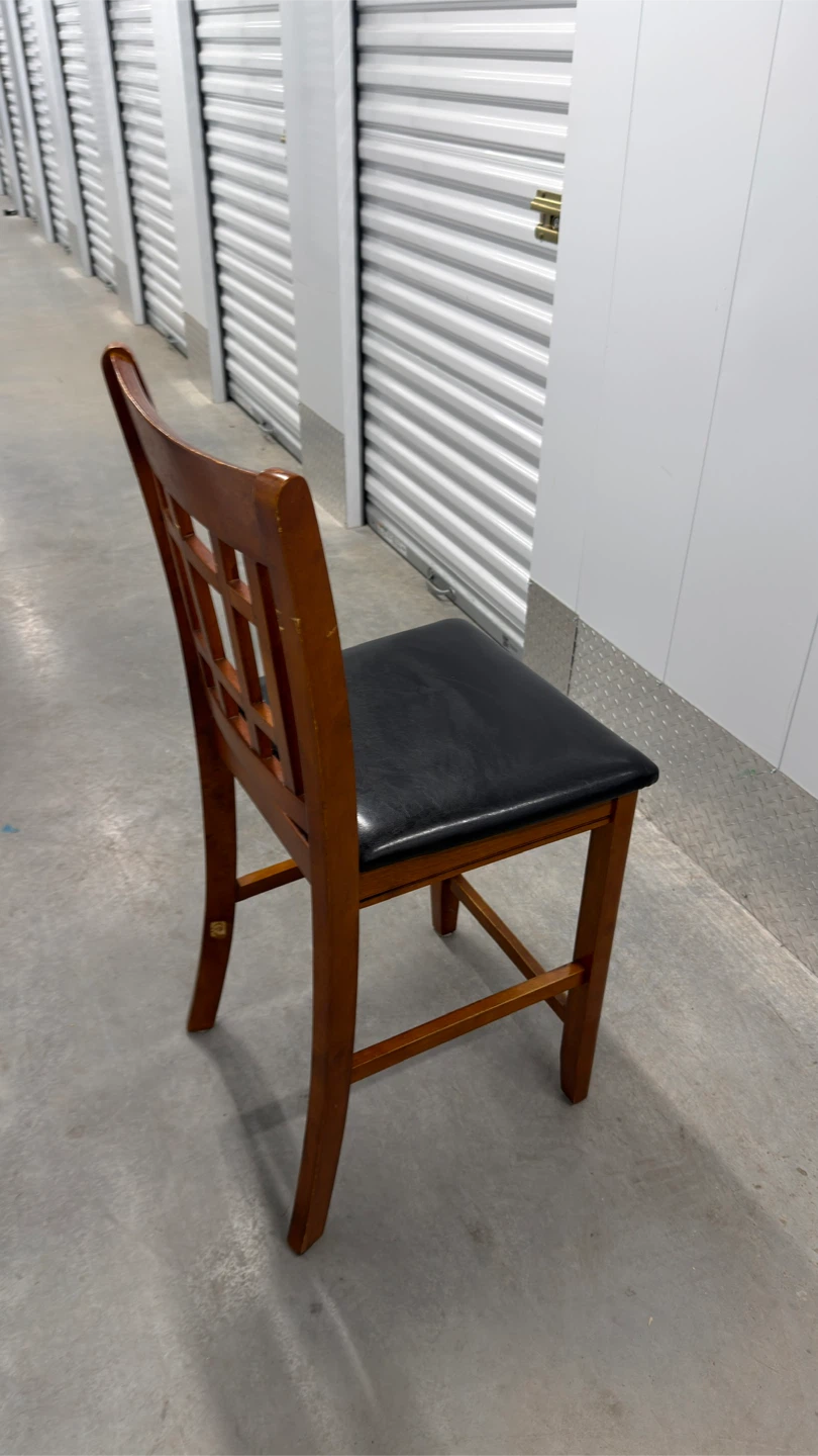 Set of 4 Bar Stools – Wood & Black Cushion - photo 5