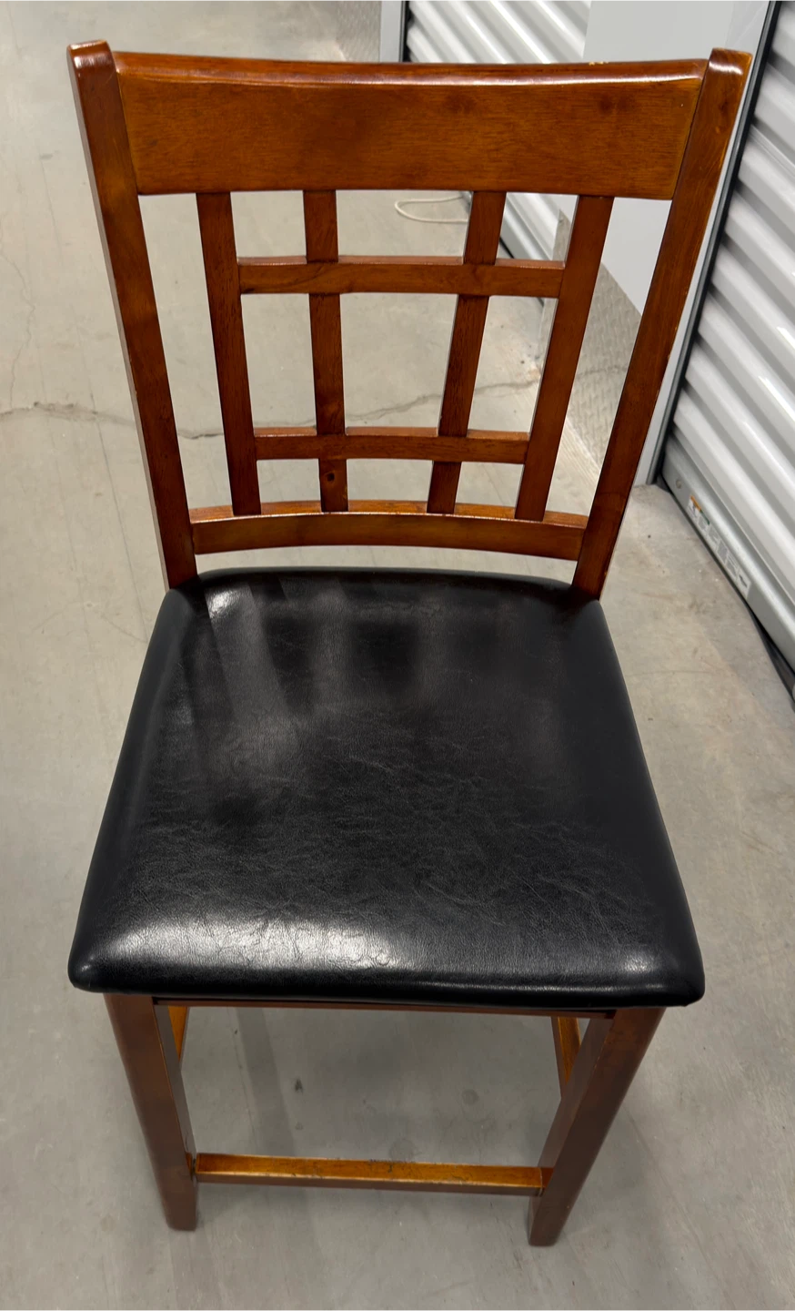 Set of 4 Bar Stools – Wood & Black Cushion - photo 2