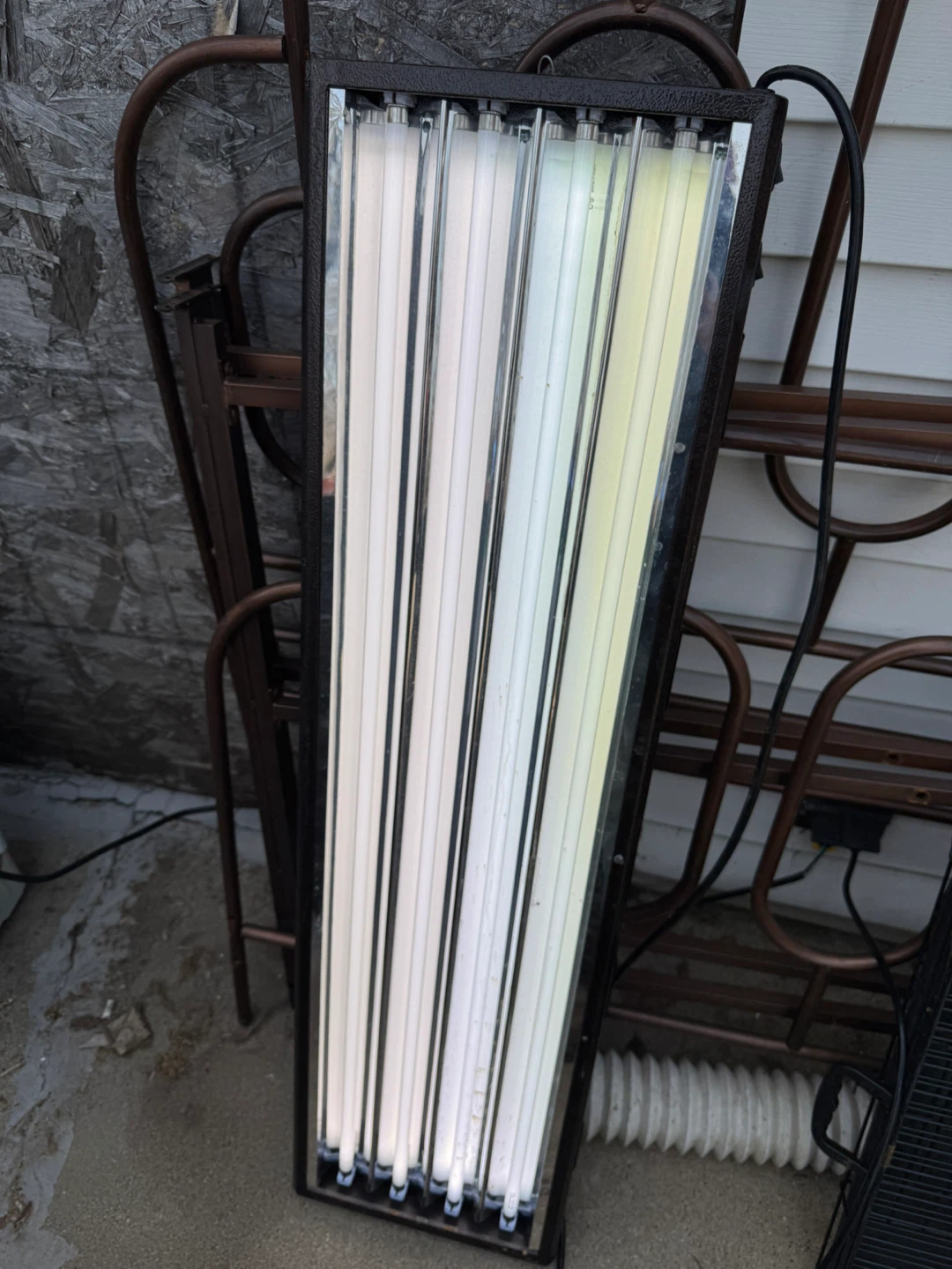 Fluorescent Shop Light Fixture - photo 2