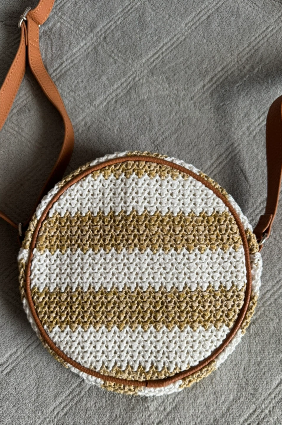 Round Straw Crossbody Bag - photo 3