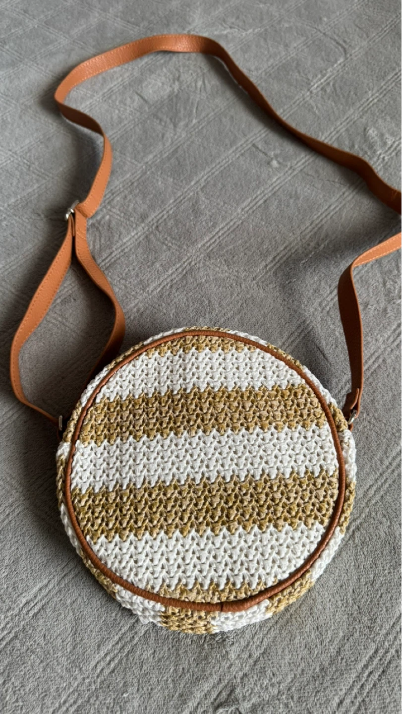 Round Straw Crossbody Bag - photo 4