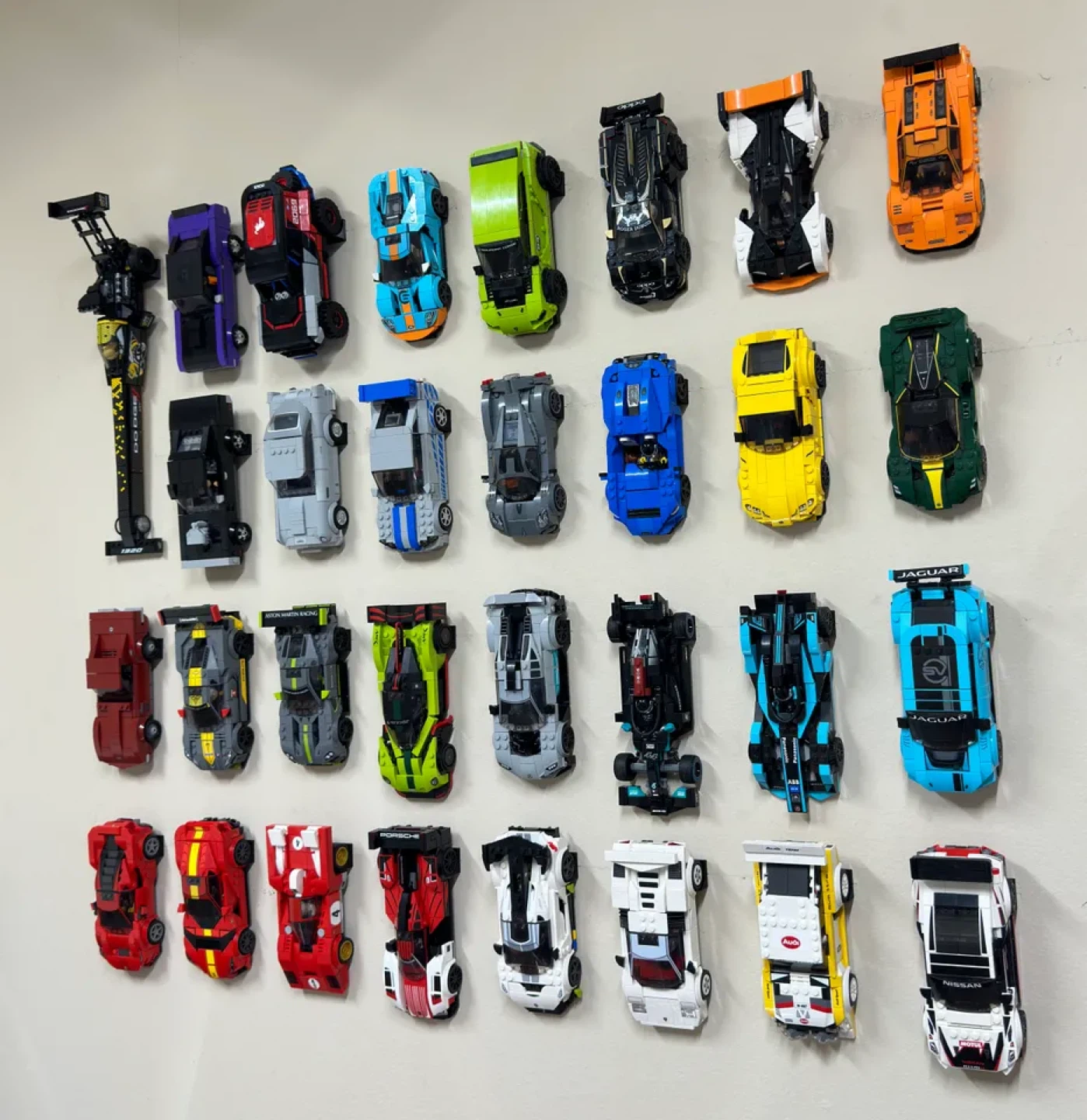 35 Lego Speed Champions Wall Mounts with screws