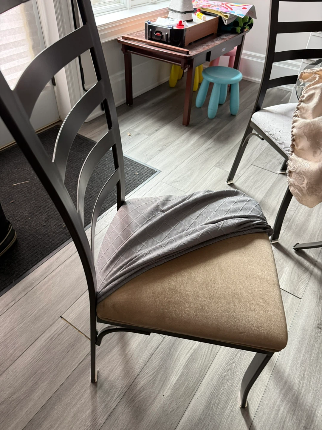 Glass Top Dining Table with 4 Metal Chairs - photo 4
