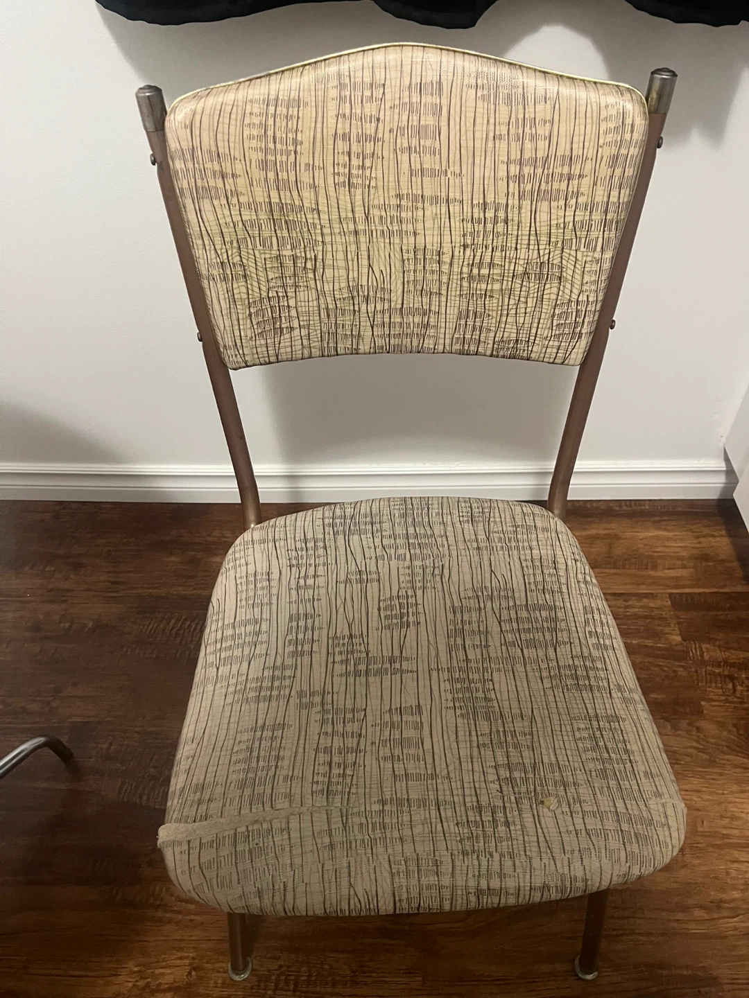 Vintage Dinette Set - Table and 2 Chairs - photo 3