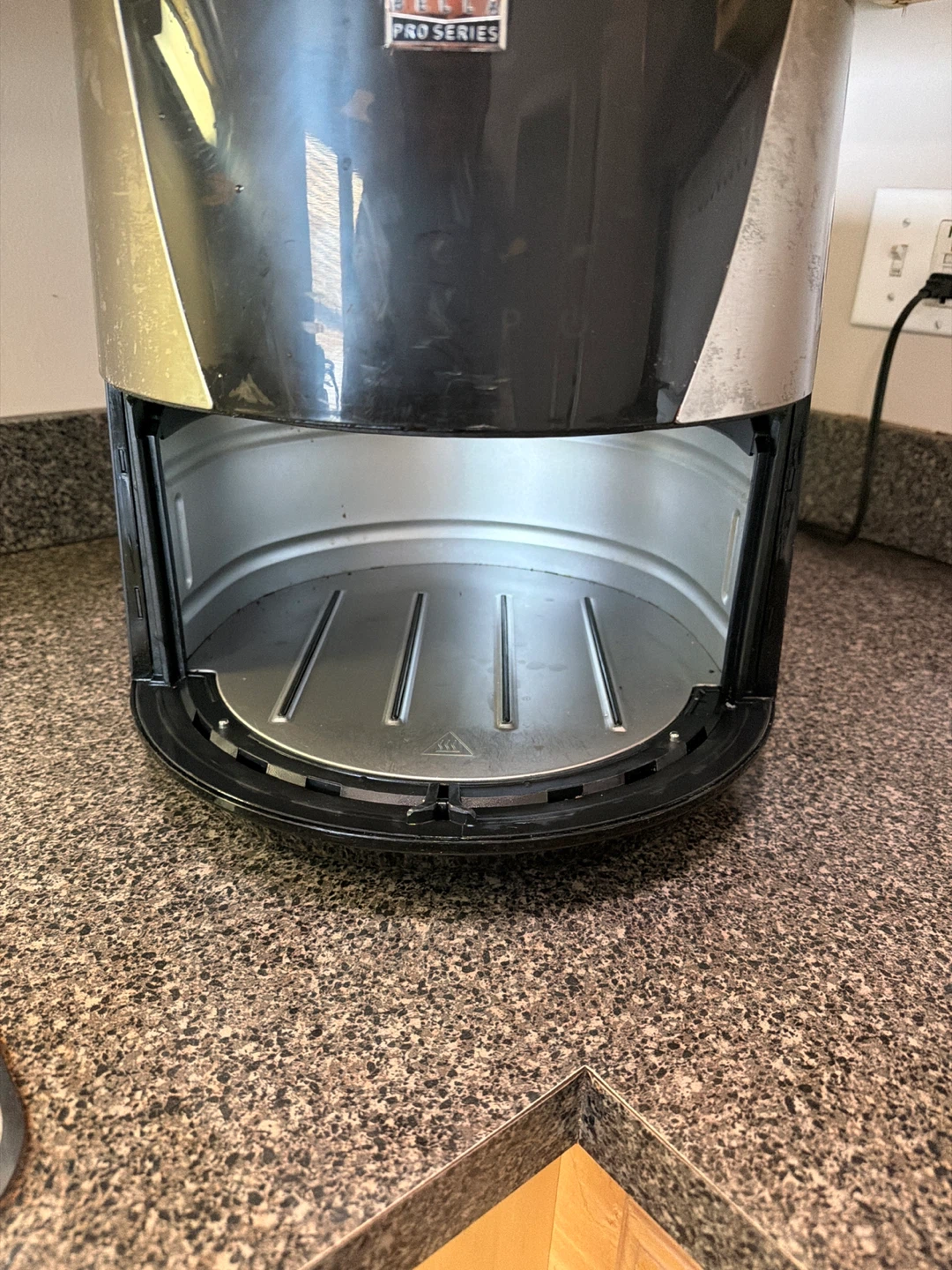 BELLA Pro Series Air Fryer - photo 3