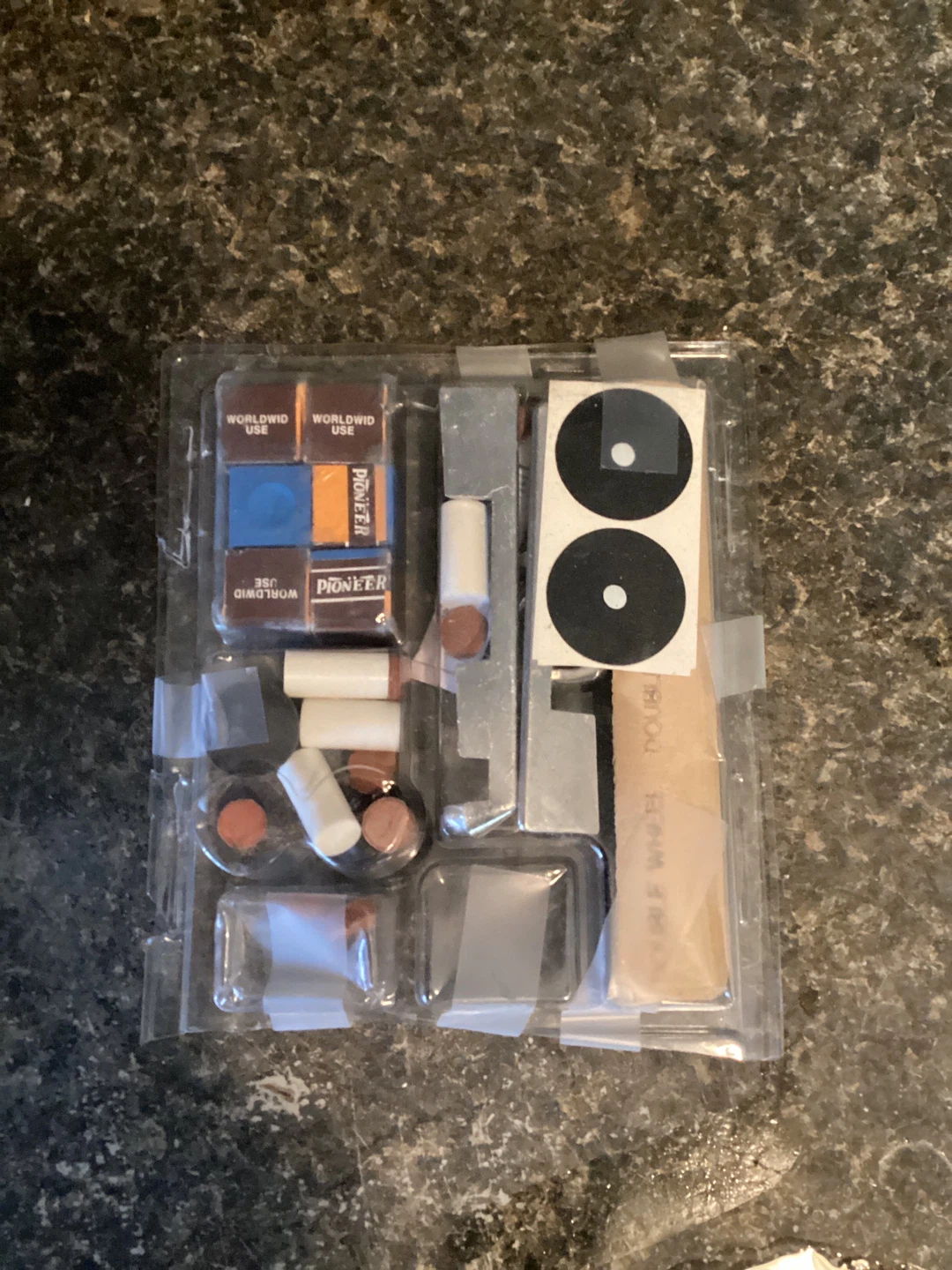 Pioneer Billiard Pool Cue Chalk Kit