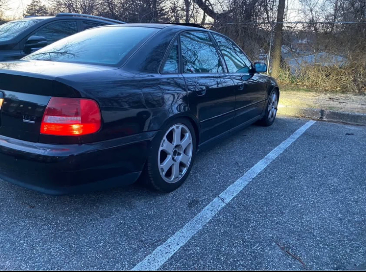 Audi A4 Quattro Sedan - photo 4